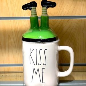 Rae Dunn Kiss me Irish ☘️ Mug